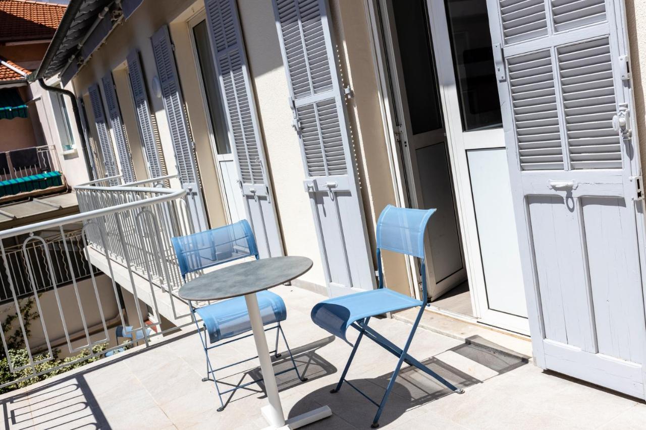 Appartements French Riviera Confidential Centre Ville Juan Les Pins Proche Des Plages Eksteriør bilde