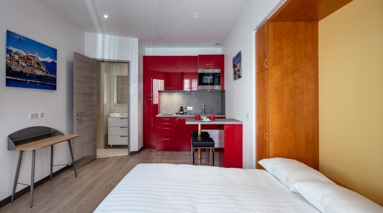 Appartements French Riviera Confidential Centre Ville Juan Les Pins Proche Des Plages Eksteriør bilde