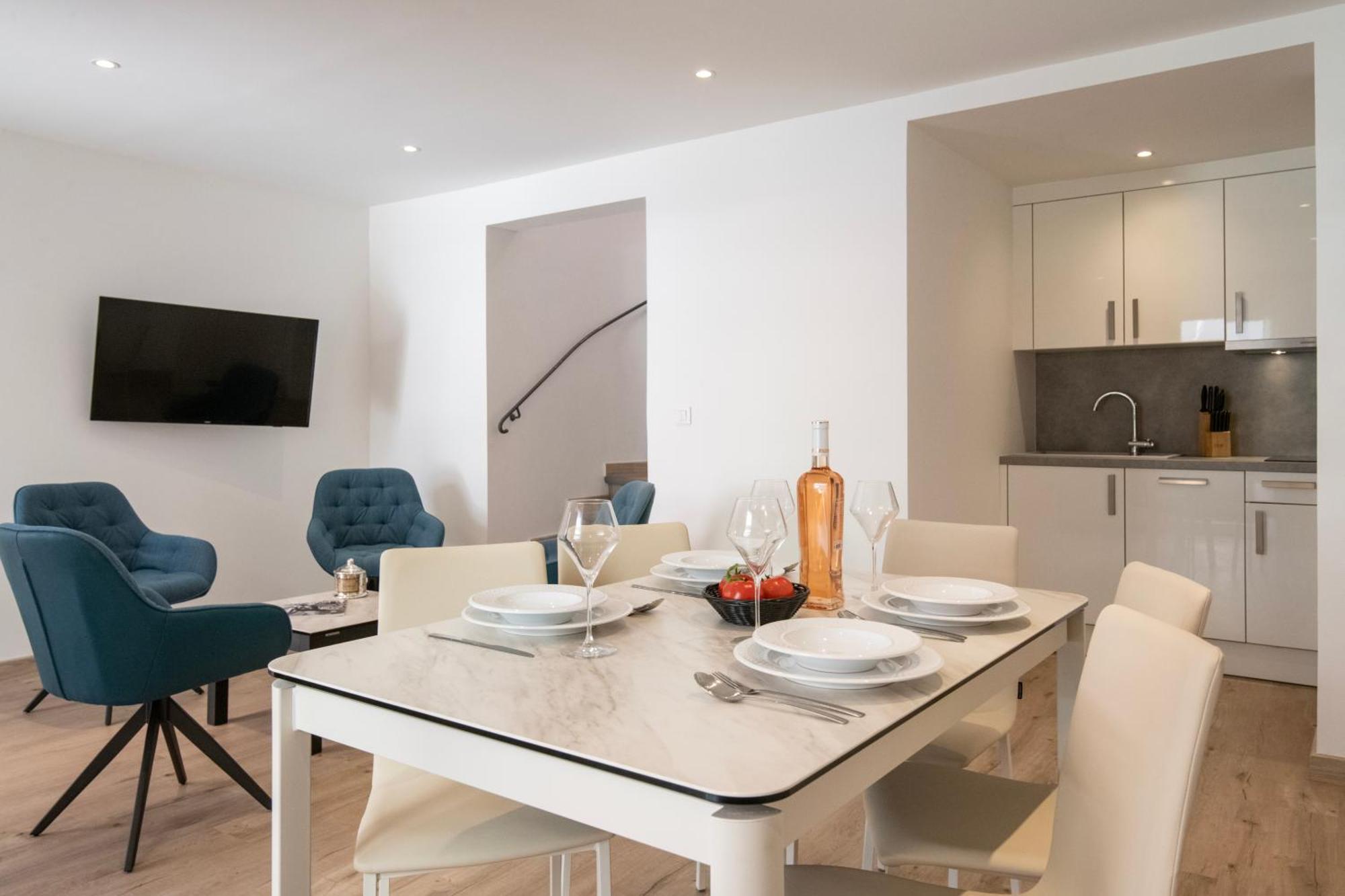 Appartements French Riviera Confidential Centre Ville Juan Les Pins Proche Des Plages Rom bilde